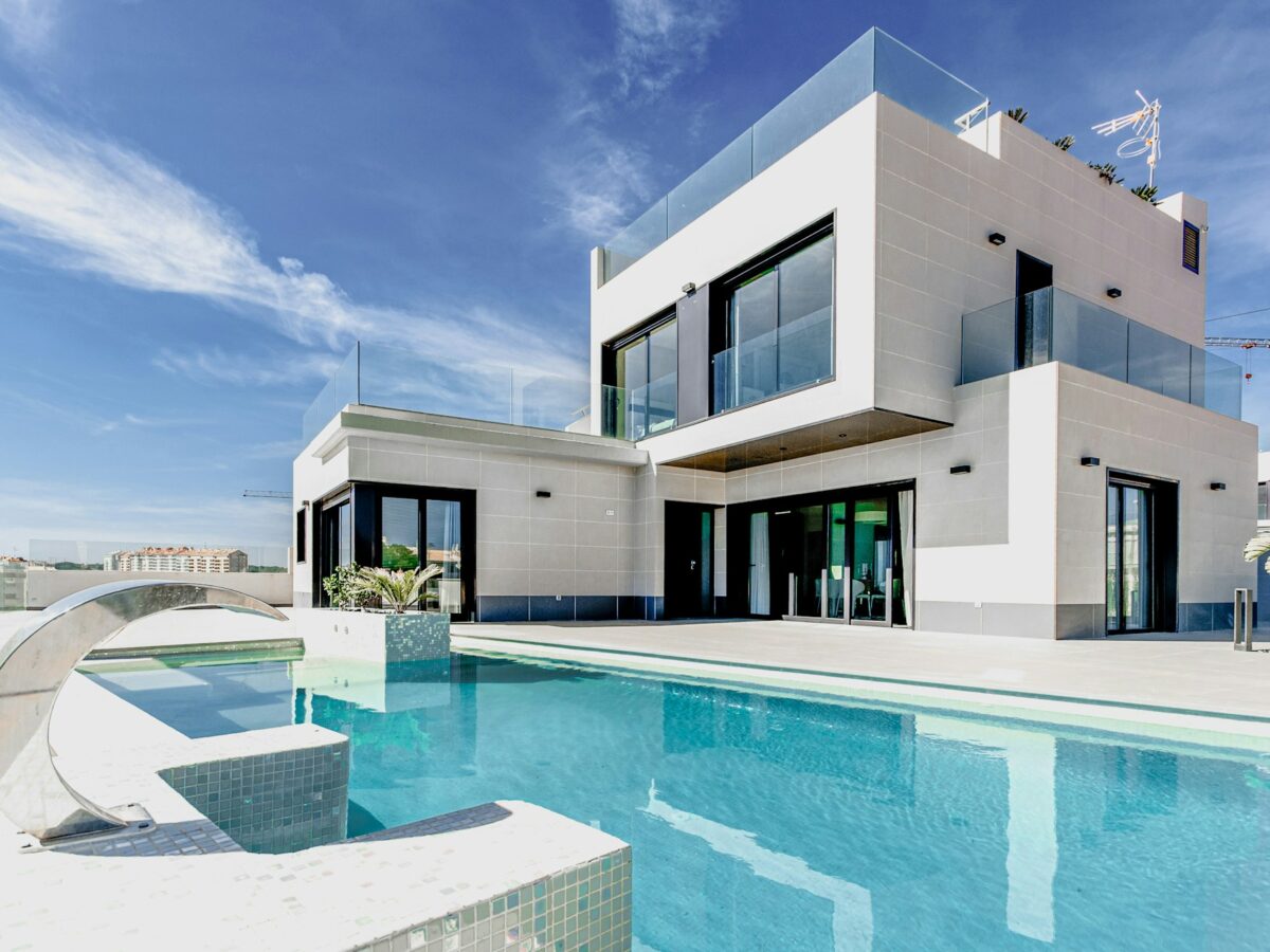 4024 Dixie Canyon Ave, Sherman Oaks